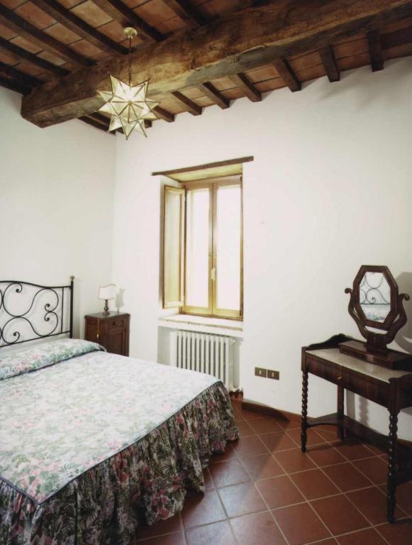 Podere Monte Petreto San Savino  Bilik gambar