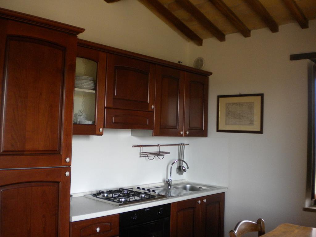 Podere Monte Petreto San Savino  Bilik gambar